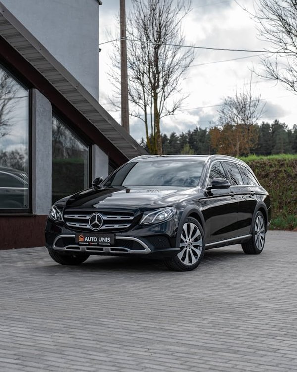 Can You Retrofit an Active Parking Assist System in a Used Mercedes-Benz E-Class?